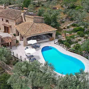 Alordes Villa